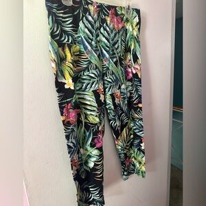 Junior crop pants 11-13